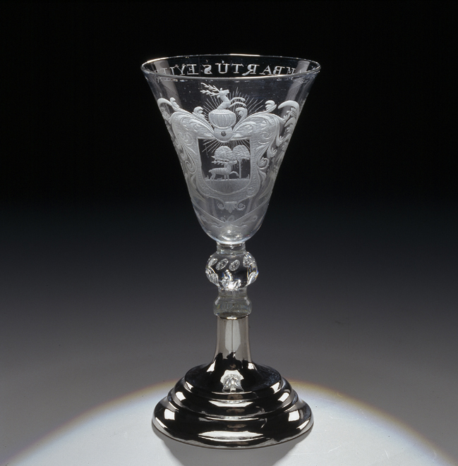 Glas met familiewapen Eilerts